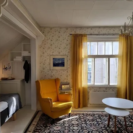 Charming Wooden House Apartment 48 M2 Turku Exterior photo